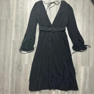 NWT ASOS Black Pleated Long Sleeve‎ Dress with Long Sleeves